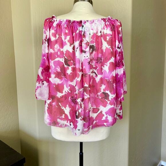 Worth Silk Crinkle Chiffon Pink and White Off The Shoulder Blouse, Small - Picture 10 of 13